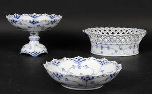 Royal Copenhagen. Tre dele musselmalet helblonde service 3 Denne vare er sat til omsalg under nyt varenummer 4299682