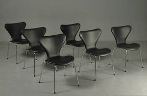 Arne Jacobsen 1902-1971 Sæt på seks stole mdel 3107 Syveren i sort læder 6