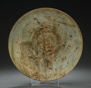 Ivan Weiss for Royal Copenhagen. Fad af porcelæn Denne vare er sat til omsalg under nyt varenummer 4318642