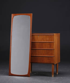 Danske møbelproducenter. Kommode og spejl, teak 2