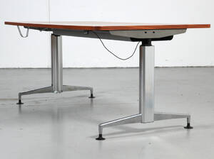 Linak hævesænke skrivebord 2007