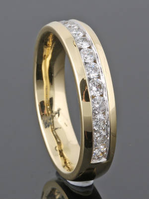 18K half eternity diamond ring approx. 0.50ct