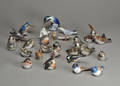 Samling figurer af porcelæn i form af fugle 24
