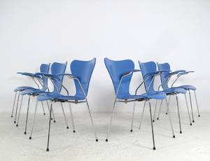 Arne Jacobsen, Armlehnstuhl Modell 3207 für Fritz Hansen6