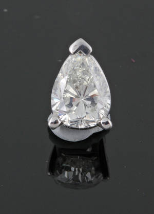 18K Diamond Pendant with Pear cut diamond 0.60 ct