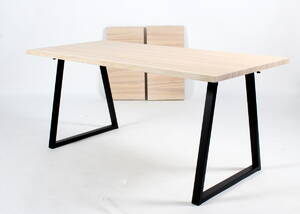 Dansk møbelproducent. Plankebord med to tillægsplader, stel i sortlakeret stål 3