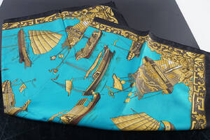 Hermès. Scarf i siden