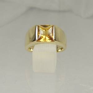 Cartier Tank Ring mit Citrin
