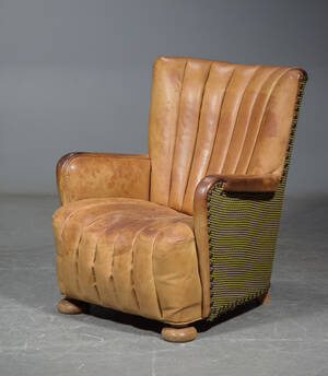 Lænestol med brunt læder, 19401950erne Denne vare er sat til omsalg under nyt varenummer 4910010