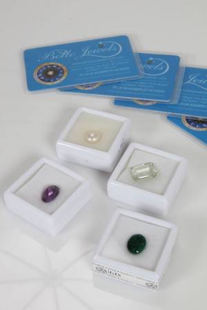 Uindfattede ædelsten 4