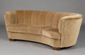 Dansk møbelproducent. Banansofa, 19401950erne