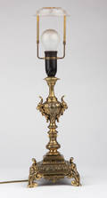 Bordlampe af bronce, regenceform, 1900tallets anden halvdel