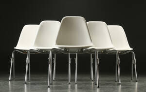 Charles Eames. Sæt på seks skalstole, model DSS 6