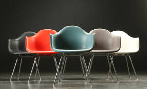 Charles Eames. Sæt armstole, model DAX 6