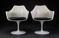 Eero Saarinen. Par Tulip armstole 2