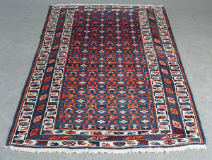 Orientalisk matta, 162x118 cm.