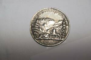Silvermedalj daterad 1718, diam 50 mm