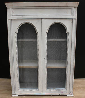 Skänk, gustaviansk stil, 1900-talets första del.