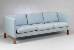 Tre-personers sofa 
