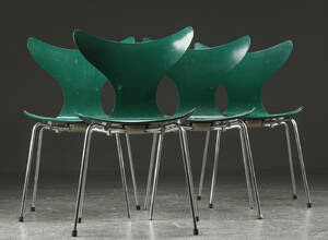 Arne Jacobsen. Fire stole, Mågen, model 3108 4 