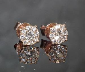 Brillantohrstecker, ca. 1.01 ct.  2 