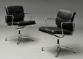 Charles Eames. Par Soft Pad armstole, Model EA-208 2 