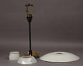 Poul Henningsen 1894-1967. PH 43 bordlampe