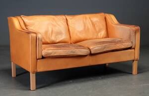 Dansk møbeproducent. To-personers sofa
