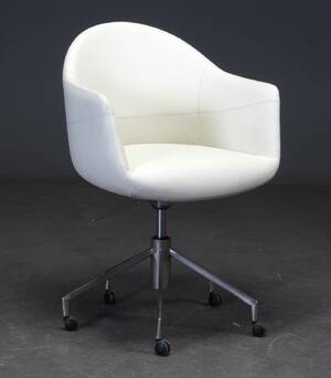 Kontorstol med hvid læder