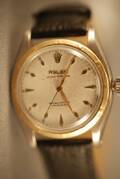 ROLEX ARMBANDSUR OYSTER PERPETUAL OFFICIALLY CERTIFIED CHRONOMETER, MODELL NR 6085, SERIE NR 855686 1952, DIAM 33 MM