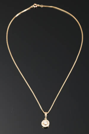 Halskæde med brillantvedhæng ca. 0.50 ct.