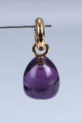 Ole Lynggaard. Sweet Drops charm af 18 kt. rødguld med ametyst og brillant