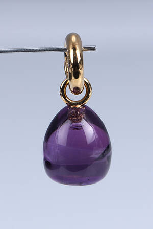 Ole Lynggaard. Sweet Drops charm af 18 kt. rødguld med ametyst og brillant