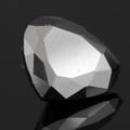 Uindfattet behandlet sort diamant ca 3.31  ct.