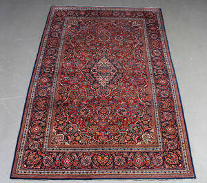 Isfahan tæppe, uld på bomuld, 223 x 150 cm.