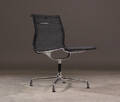 Charles og Ray Eames. Stol, Model EA-105 
