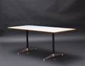 Charles Eames 1907 - 1978. Spisebord