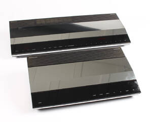 Bang Olufsen. Beomaster 4500 samt Beogram CD 4500 2