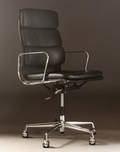 Charles Eames. Softpad kontorstol, model EA 219