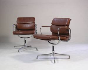 Ray und Charles Eames, Paar Softpad-Aluchairs EA-208, für Vitra 2