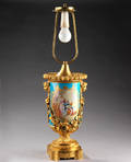 Fransk bordlampe af forgyldt bronze. Ca. 1890