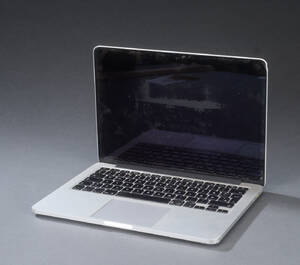 6561 - Macbook Pro, model A1502, uden harddisk.  Denne vare er sat til omsalg under nyt varenummer 4908310