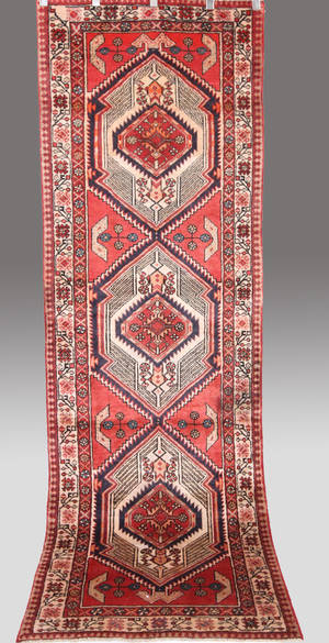 Persisk Sarab, 325 x 105 cm