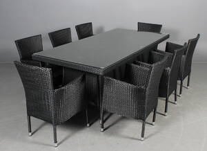 Havemøbelsæt. Otte armstole samt artwood bord.