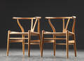 Hans J. Wegner. Par Y- stole, model CH-24. 2