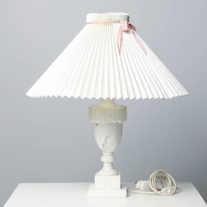 BORDSLAMPA, marmor