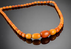 Vintage rav halskæde, vægt ca. 44,5 gram.