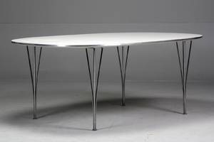 Piet Hein 1905-1996  Bruno Mathsson 1907-1988. Super Ellipse spisebord