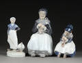 Royal Copenhagen. Tre figurer af porcelæn 3