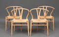 Hans J. Wegner 1914 - 2007. Sæt på fire Y-stole, model CH-24. 4